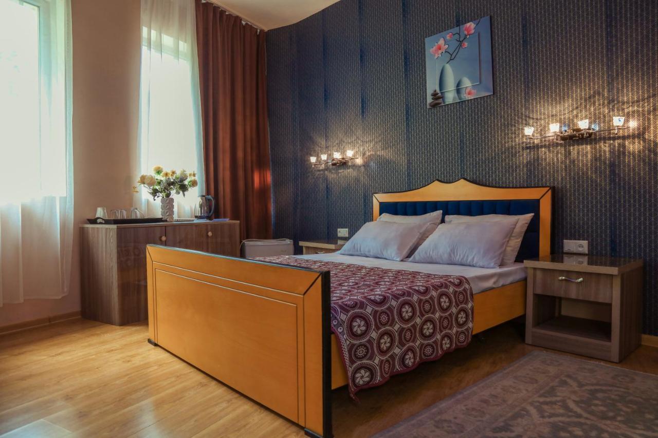 Hotel Borjomi Aisi Bordjomi Extérieur photo