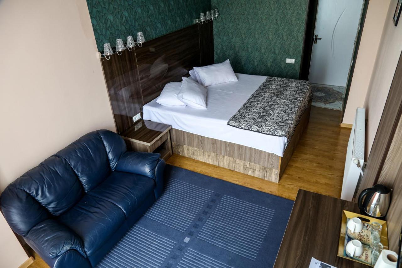 Hotel Borjomi Aisi Bordjomi Extérieur photo