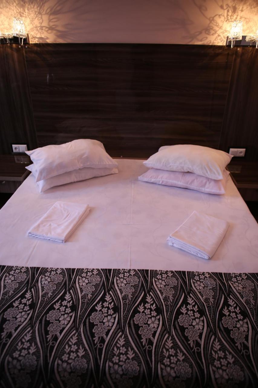 Hotel Borjomi Aisi Bordjomi Extérieur photo