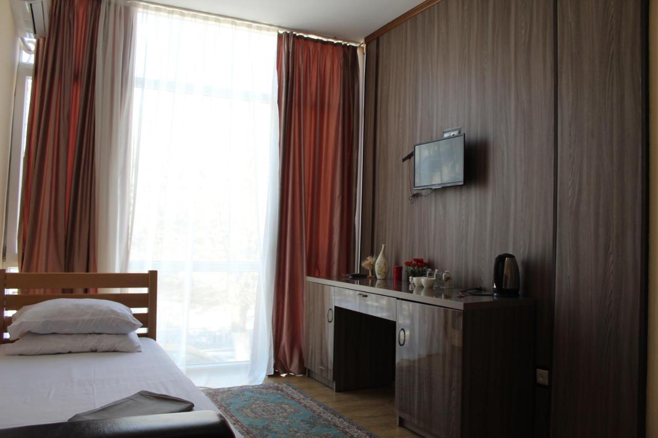 Hotel Borjomi Aisi Bordjomi Extérieur photo