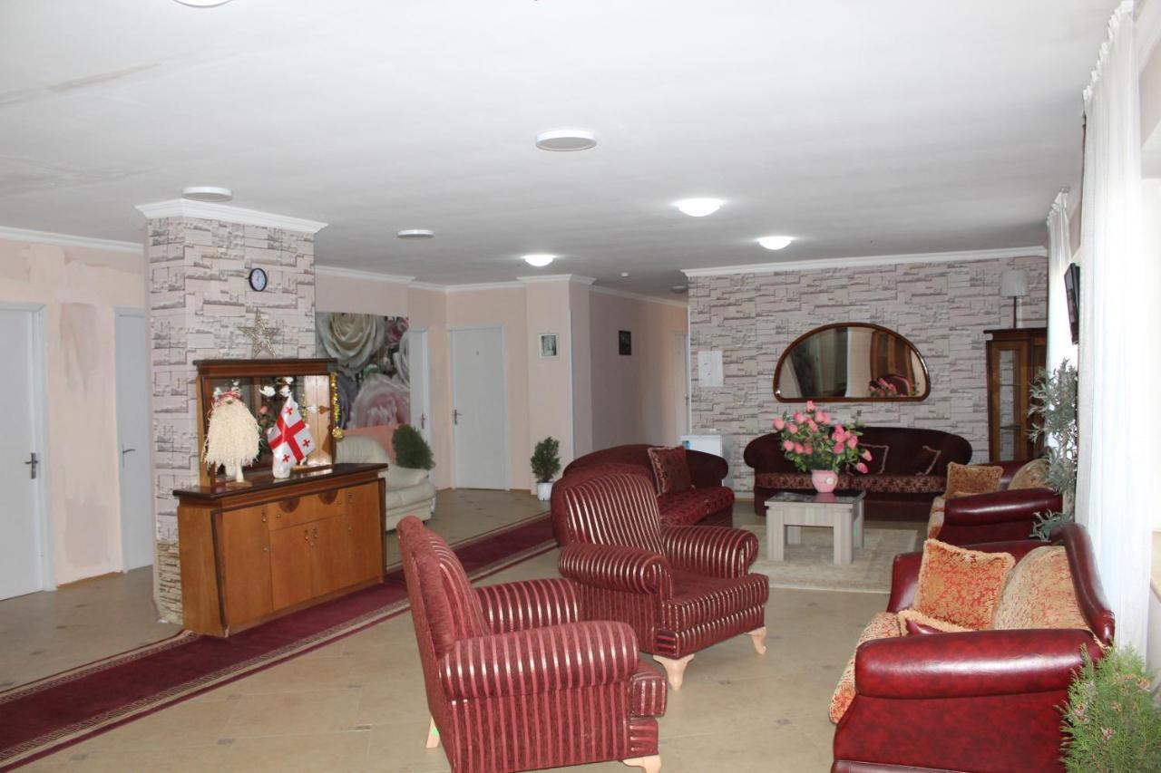 Hotel Borjomi Aisi Bordjomi Extérieur photo
