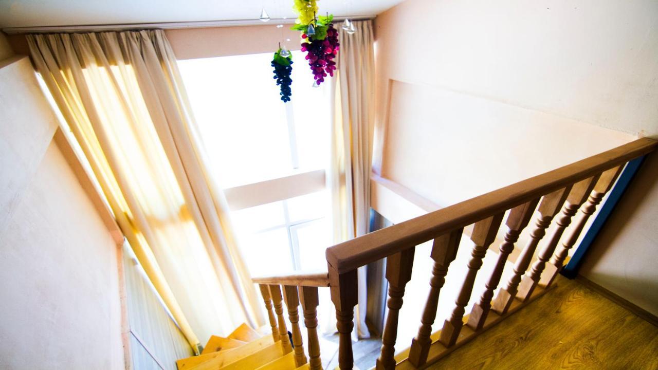 Hotel Borjomi Aisi Bordjomi Extérieur photo